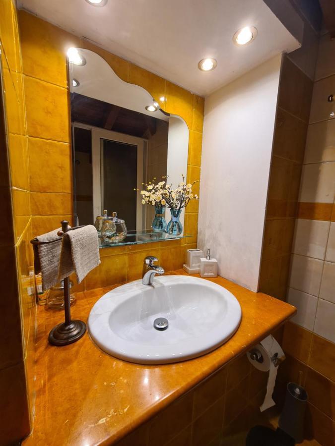 Semelia'S Guest House Spata  Exterior photo
